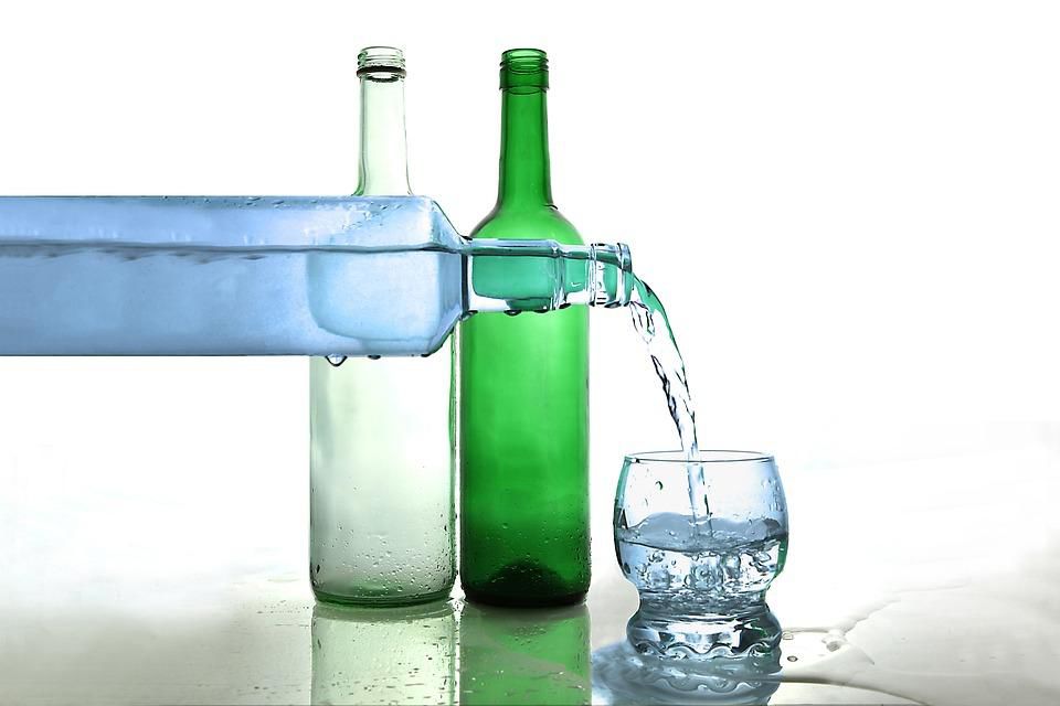 Glass carafe
